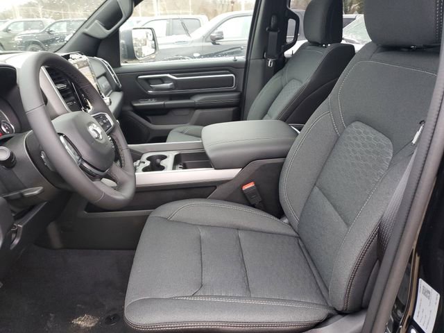 New 2026 RAM 1500 4x4 Crew Cab image 15