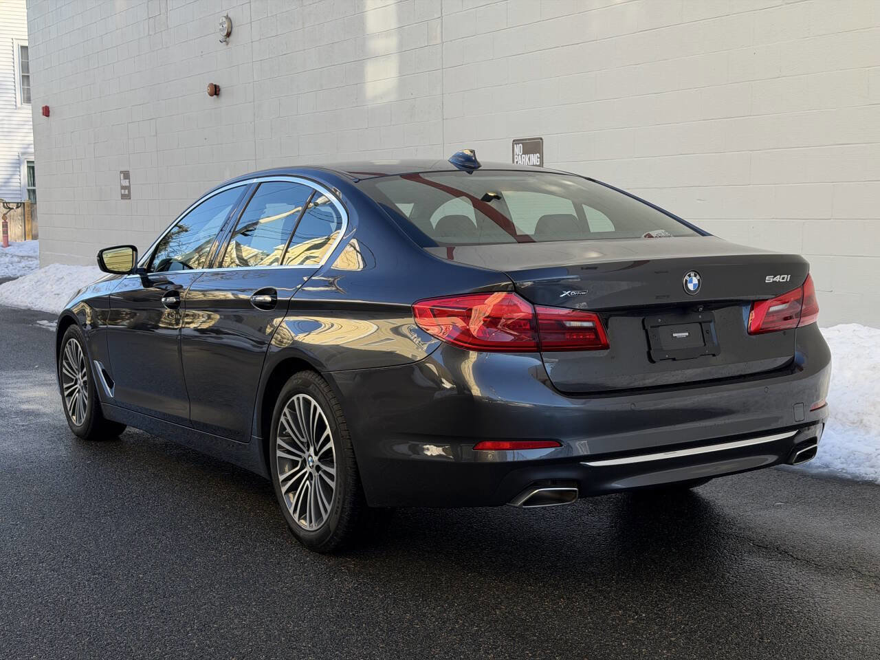 Used 2018 BMW 540i xDrive image 4