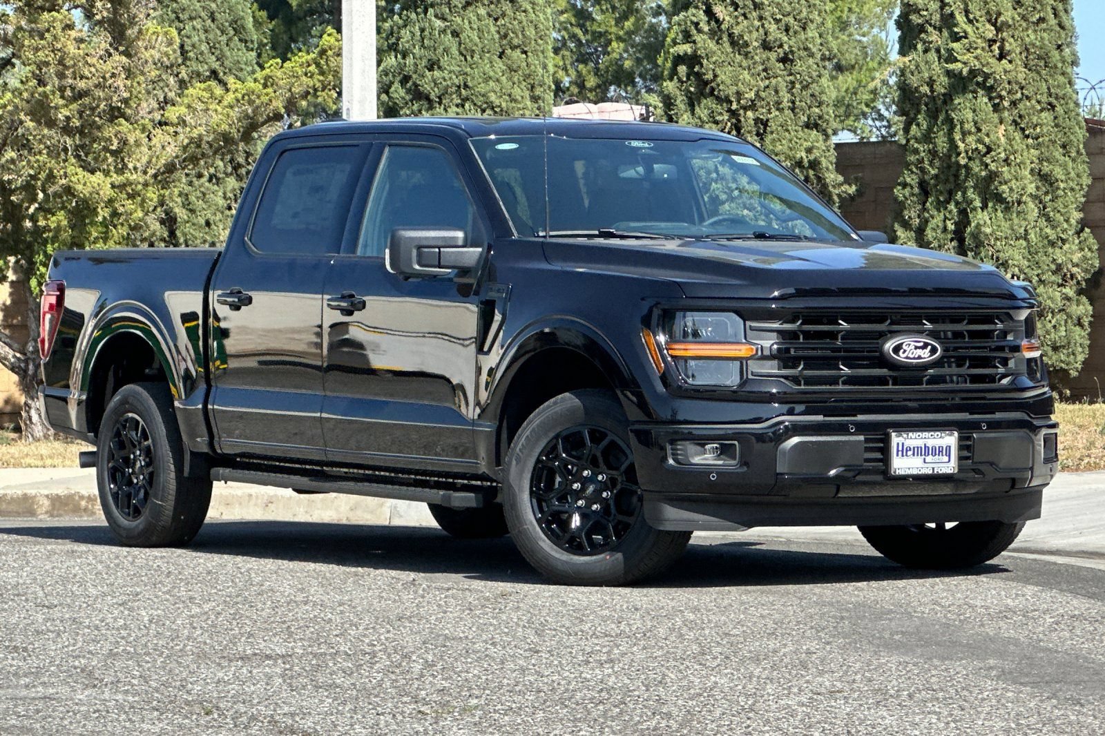 New 2026 Ford F150 XLT w/ Equipment Group 302A MID RWD image 2