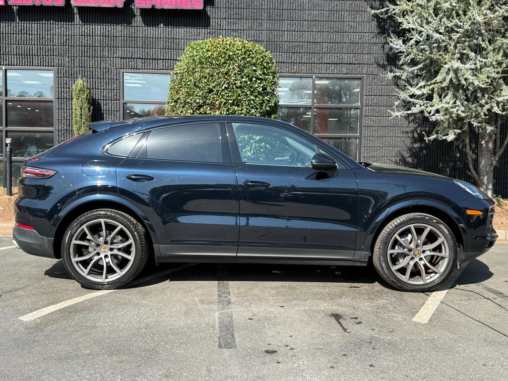 Used 2020 Porsche Cayenne image 18