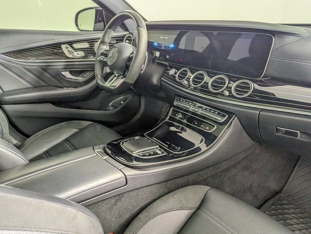 Used 2022 Mercedes-Benz E 53 AMG 4MATIC Sedan image 30