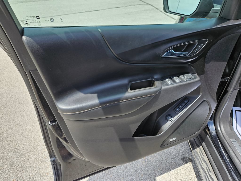 Used 2018 Chevrolet Equinox Premier AWD/4WD image 20