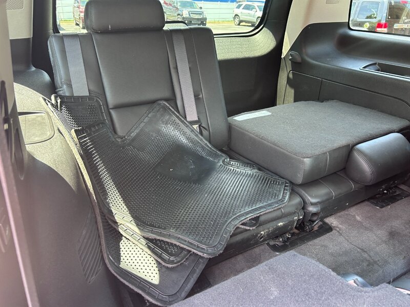 Used 2013 GMC Yukon Denali AWD/4WD image 11