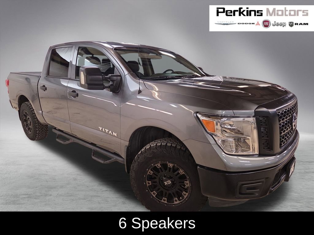 Used 2018 Nissan Titan S image 1