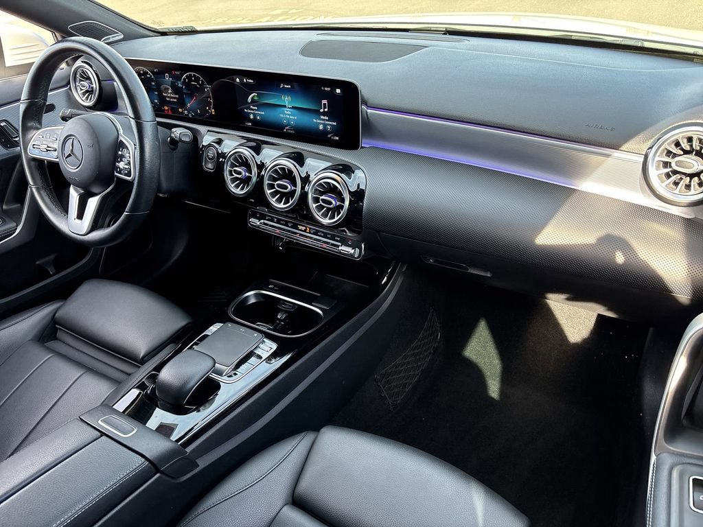 Used 2020 Mercedes-Benz A 220 image 29