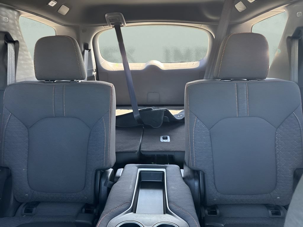 Used 2025 Honda Pilot Sport image 10