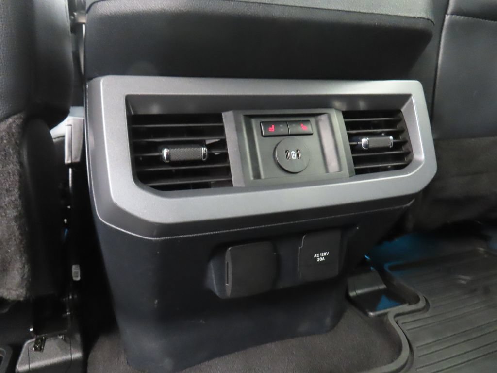 Used 2024 Ford F250 Lariat w/ Lariat Ultimate Package AWD/4WD image 14