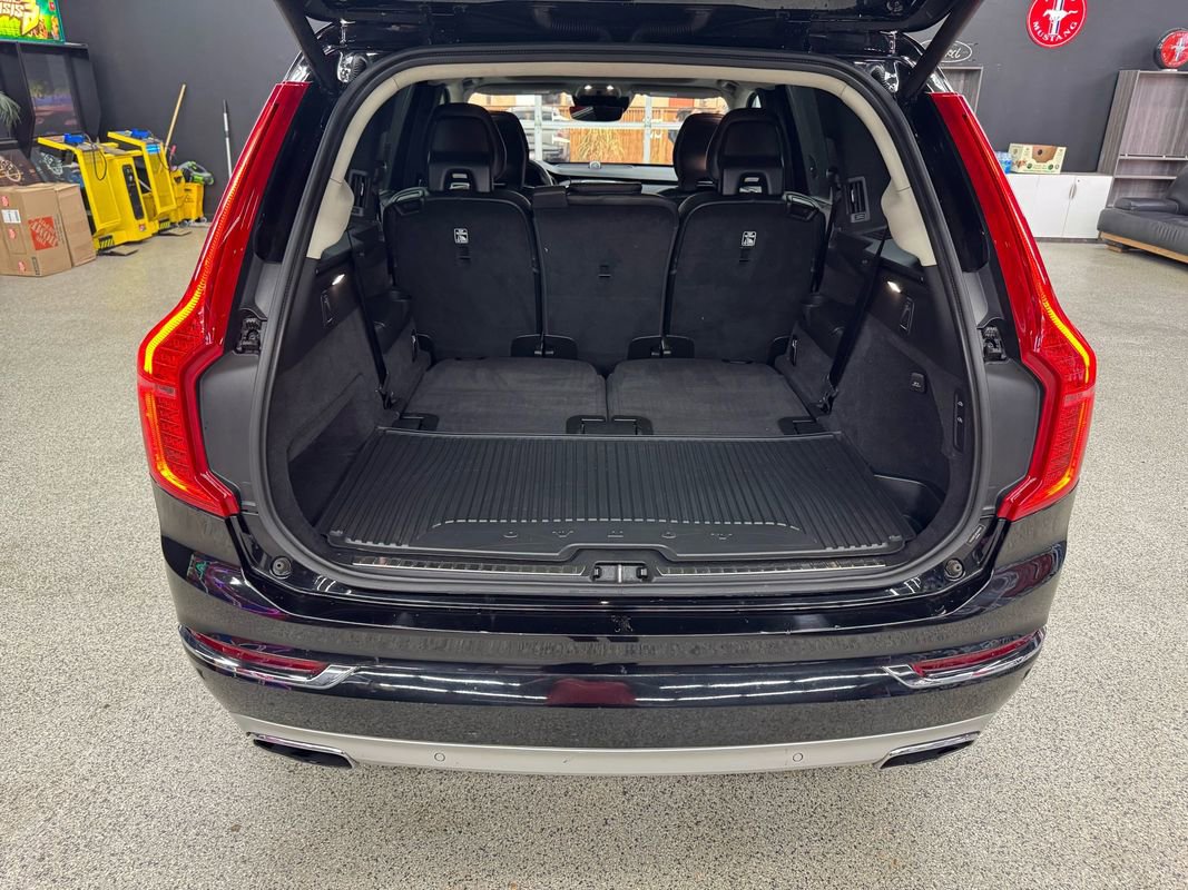 Used 2019 Volvo XC90 T6 Inscription w/ Luxury Package image 17