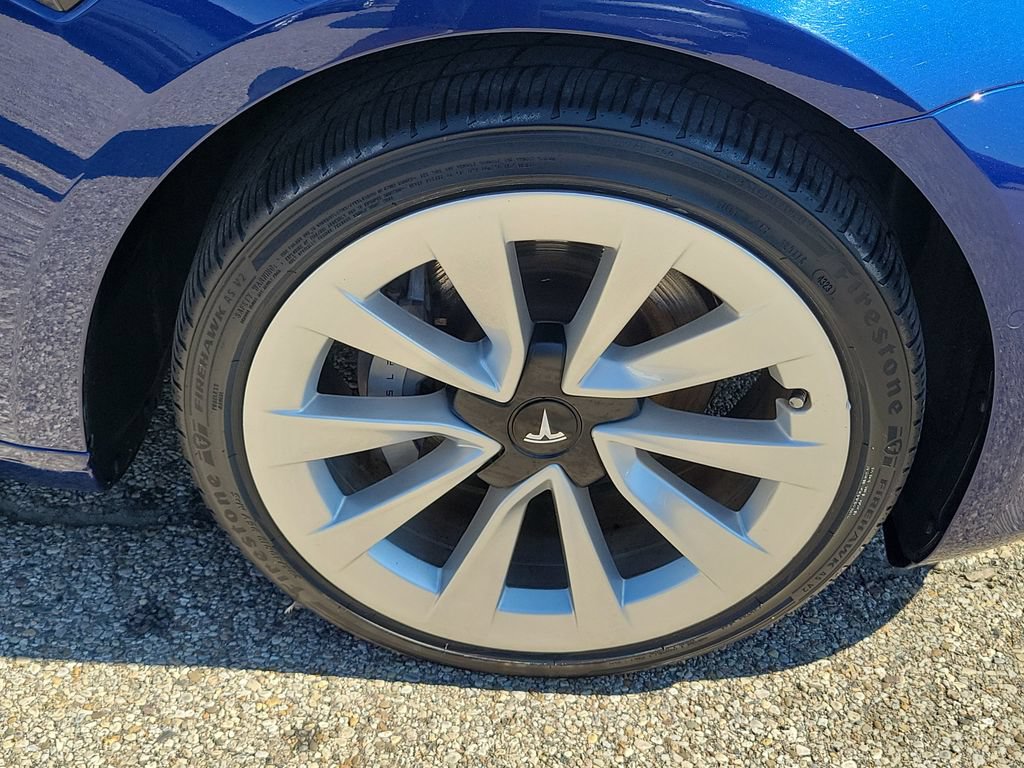 Used 2022 Tesla Model 3 Long Range AWD/4WD image 6
