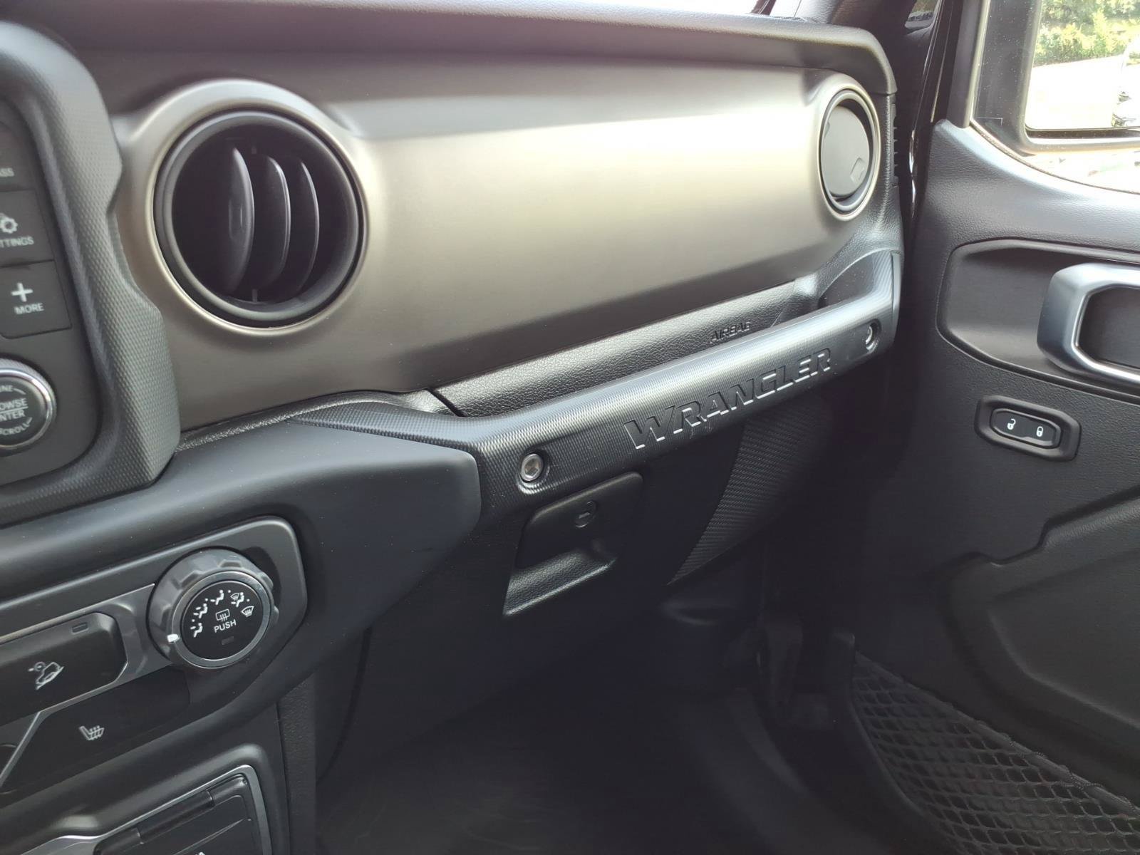 Used 2018 Jeep Wrangler Sport AWD/4WD image 24