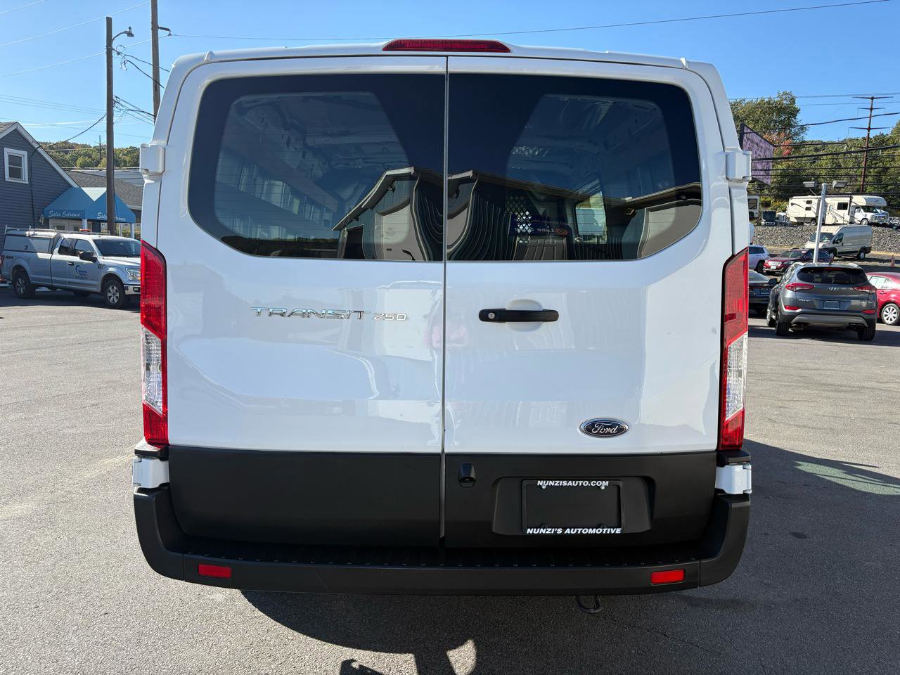 Used 2023 Ford Transit 250 Low Roof w/ Exterior Upgrade Package RWD image 4