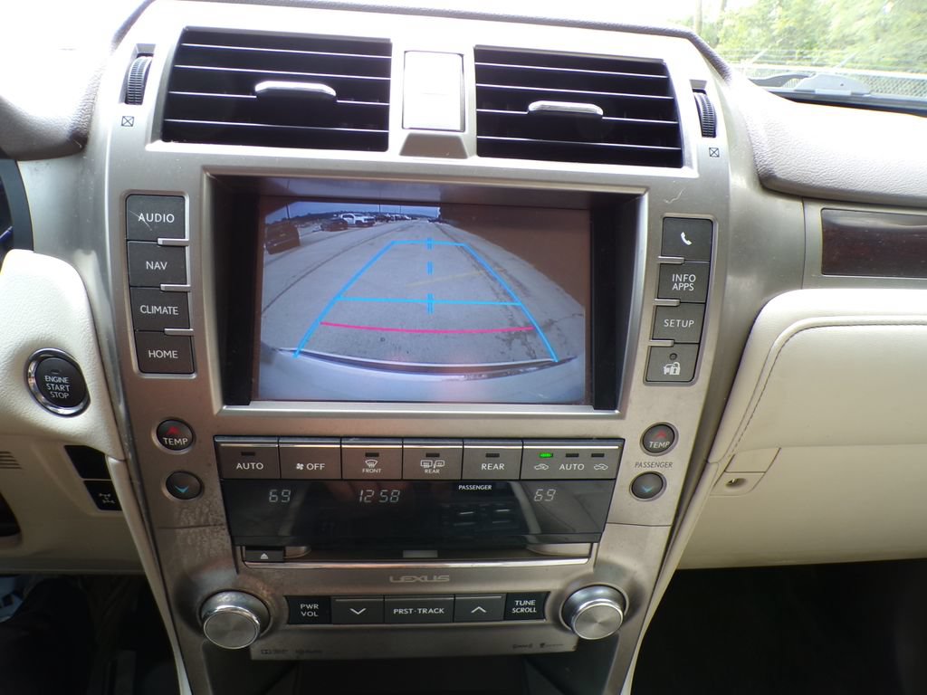 Used 2014 Lexus GX 460 w/ Premium Package AWD/4WD image 27
