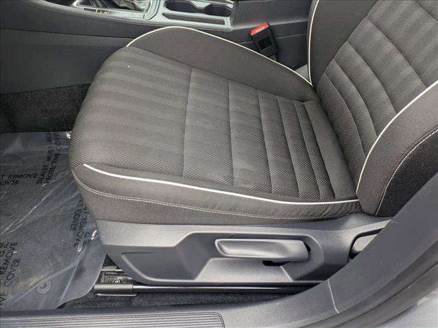 Certified 2024 Volkswagen Jetta Sport image 12