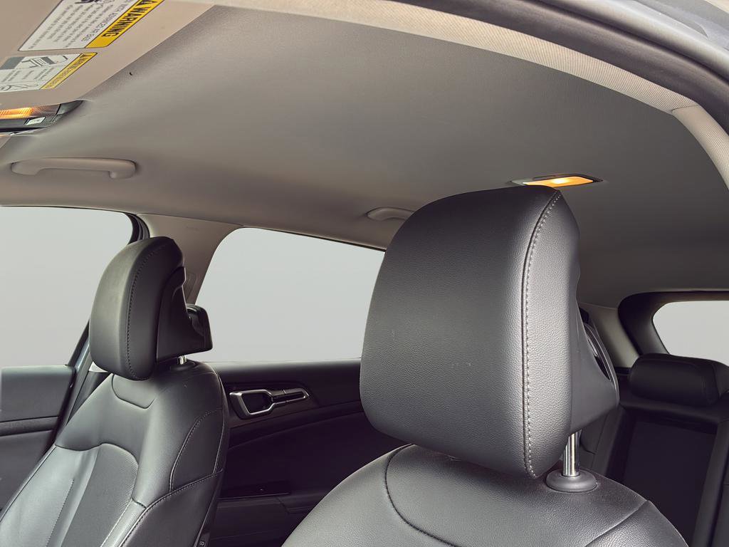 Used 2024 Kia Sportage EX image 15