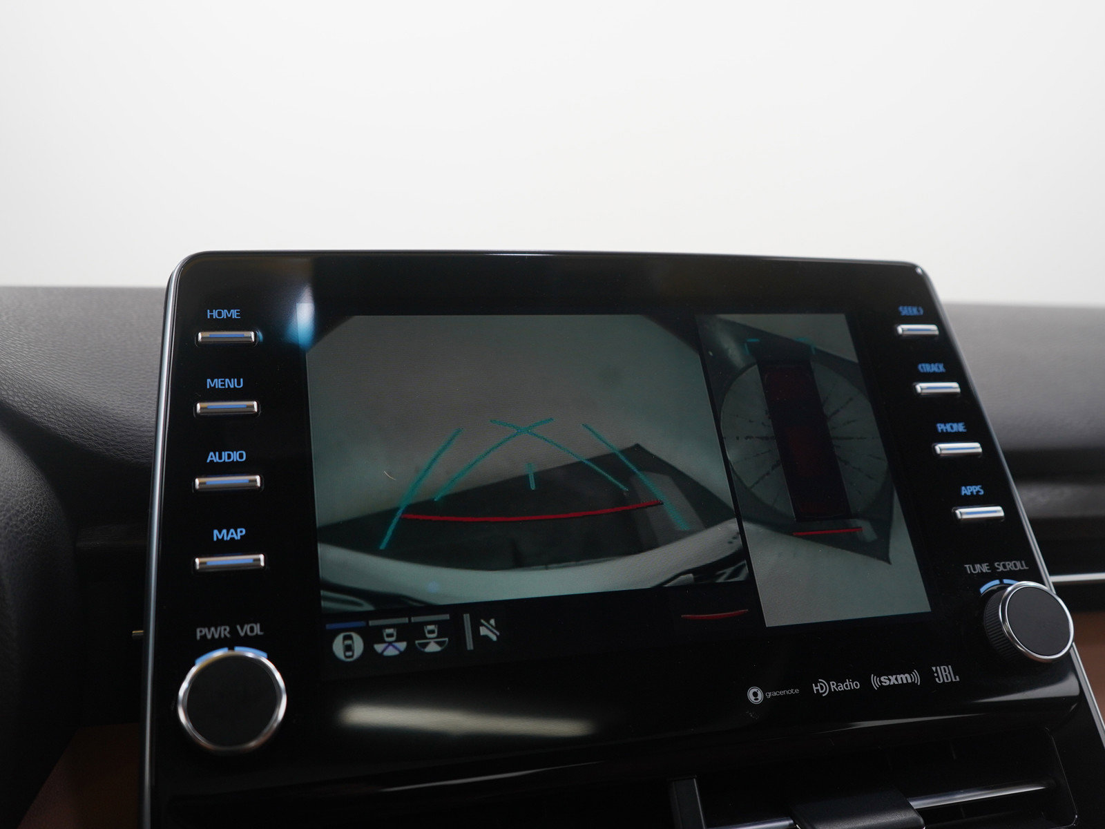 Used 2019 Toyota Avalon Limited image 28