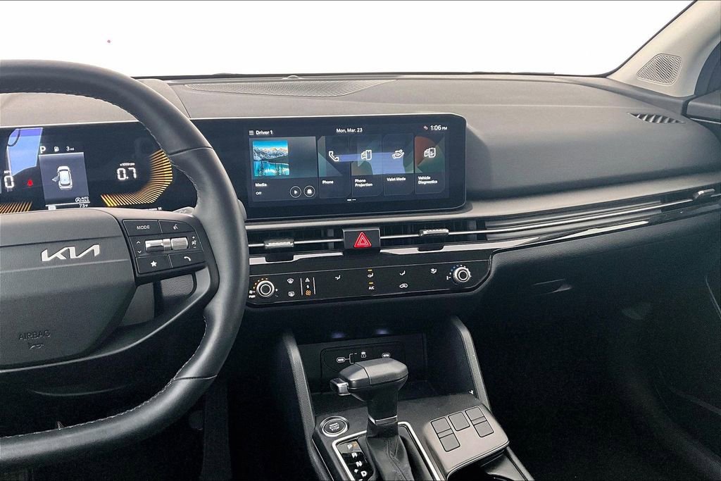 Used 2026 Kia Sportage LX image 8
