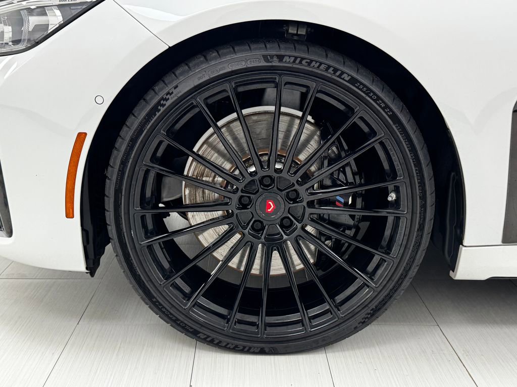 Used 2022 BMW 750i xDrive w/ Autobahn Package image 47