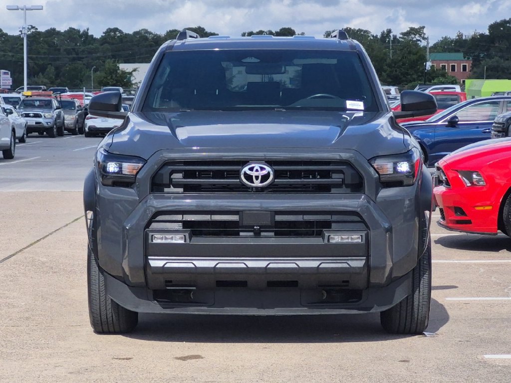 Certified 2025 Toyota 4Runner SR5 AWD/4WD image 9