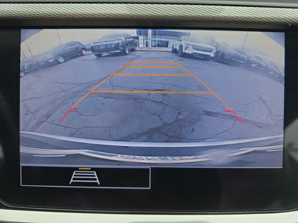Certified 2020 Buick Encore GX Select FWD image 25