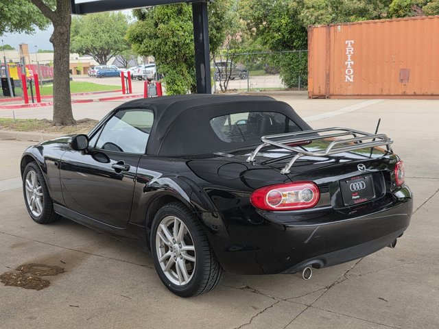 Used 2010 MAZDA MX-5 Miata Sport image 4