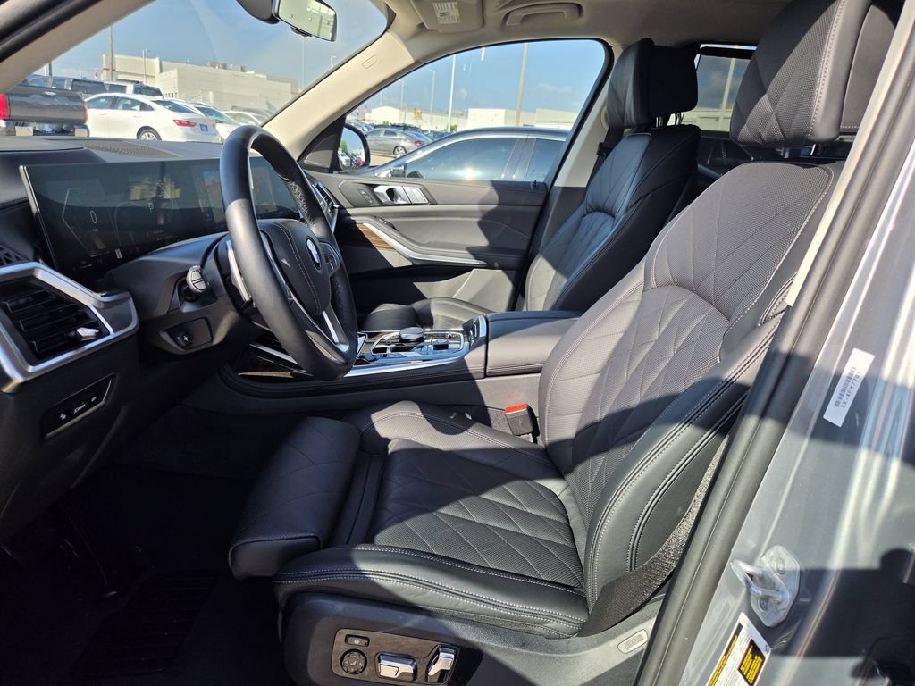 Used 2026 BMW X7 xDrive40i AWD/4WD image 26
