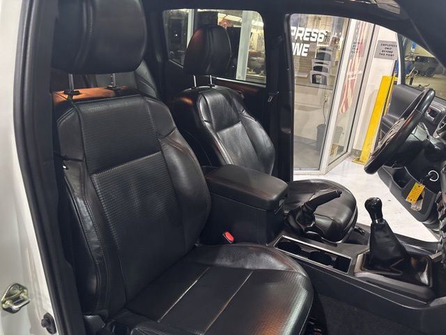 Used 2020 Toyota Tacoma TRD Sport w/ TRD Premium Sport Package image 40