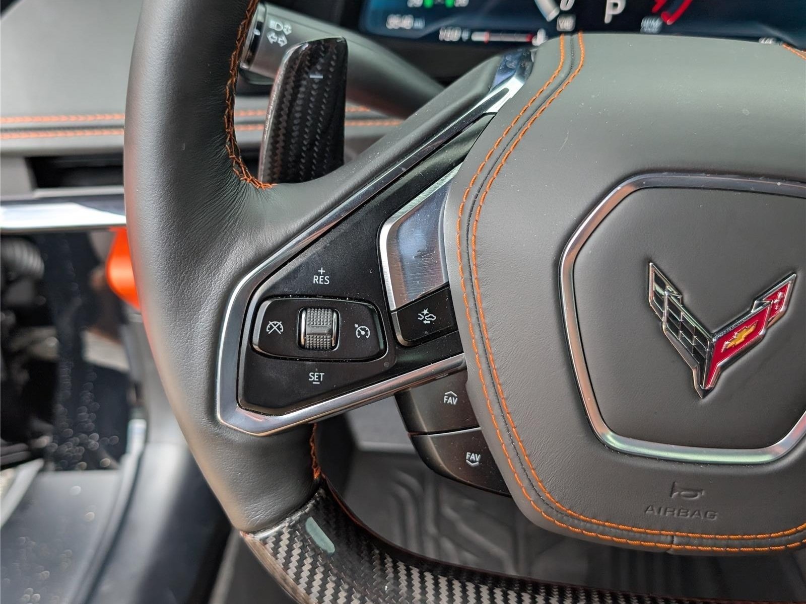 Used 2025 Chevrolet Corvette E-Ray w/ Stealth Interior Trim Package AWD/4WD image 28