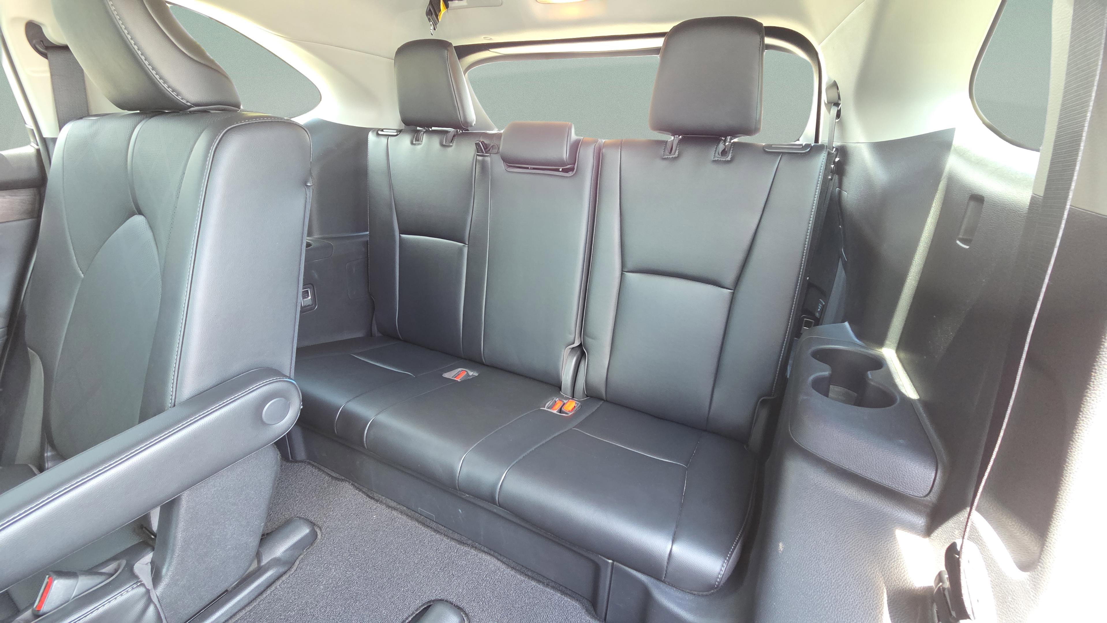 Used 2022 Toyota Highlander Platinum AWD/4WD image 17
