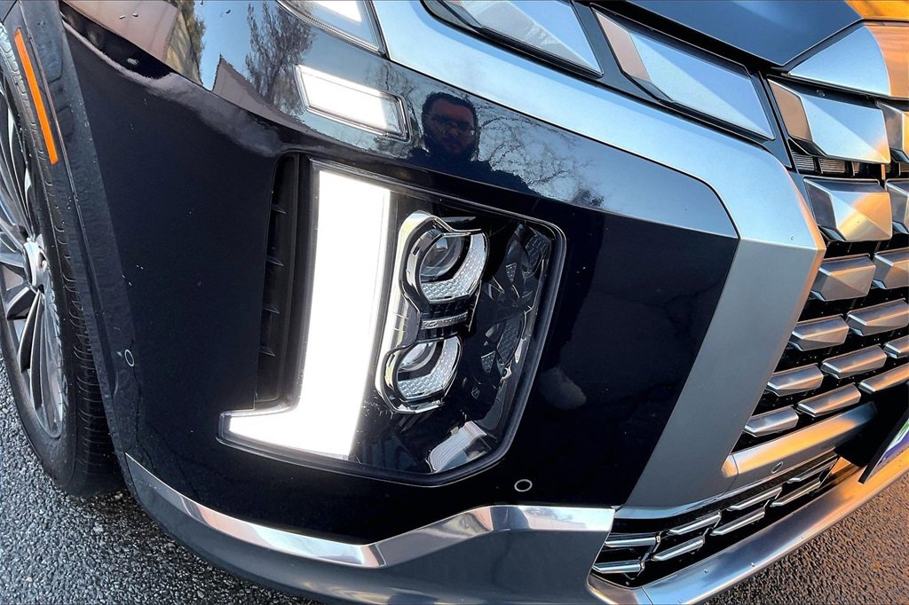 Used 2024 Hyundai Palisade Calligraphy image 32