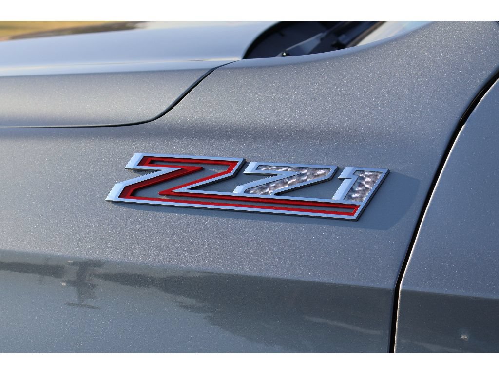 Used 2025 Chevrolet Tahoe Z71 AWD/4WD image 9