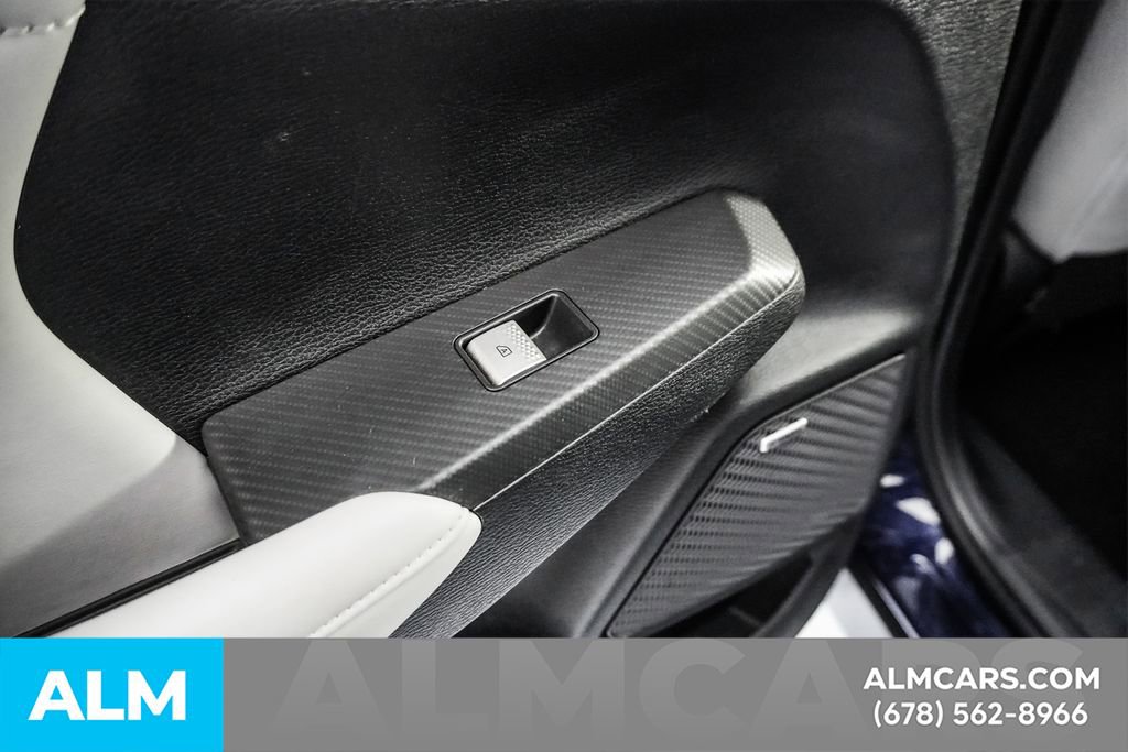 Used 2025 Mitsubishi Outlander SE image 52