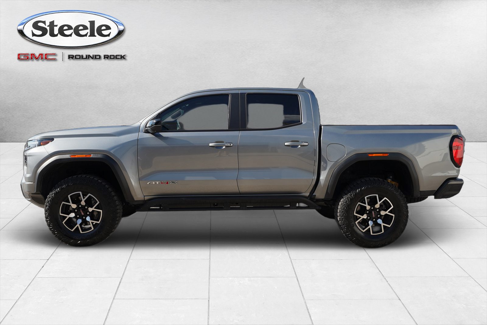 Used 2023 GMC Canyon AT4X AWD/4WD image 4