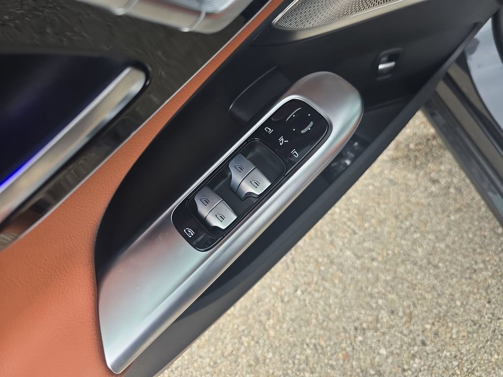 New 2026 Mercedes-Benz C 300 4MATIC Sedan image 11