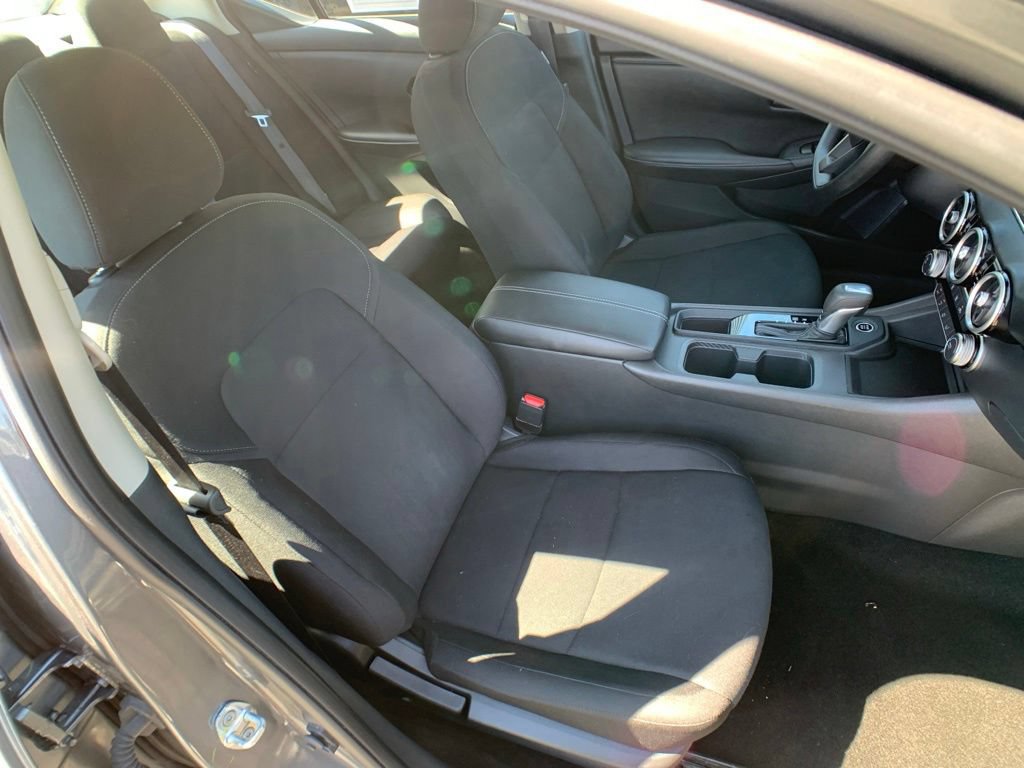 Used 2025 Nissan Sentra S FWD image 30
