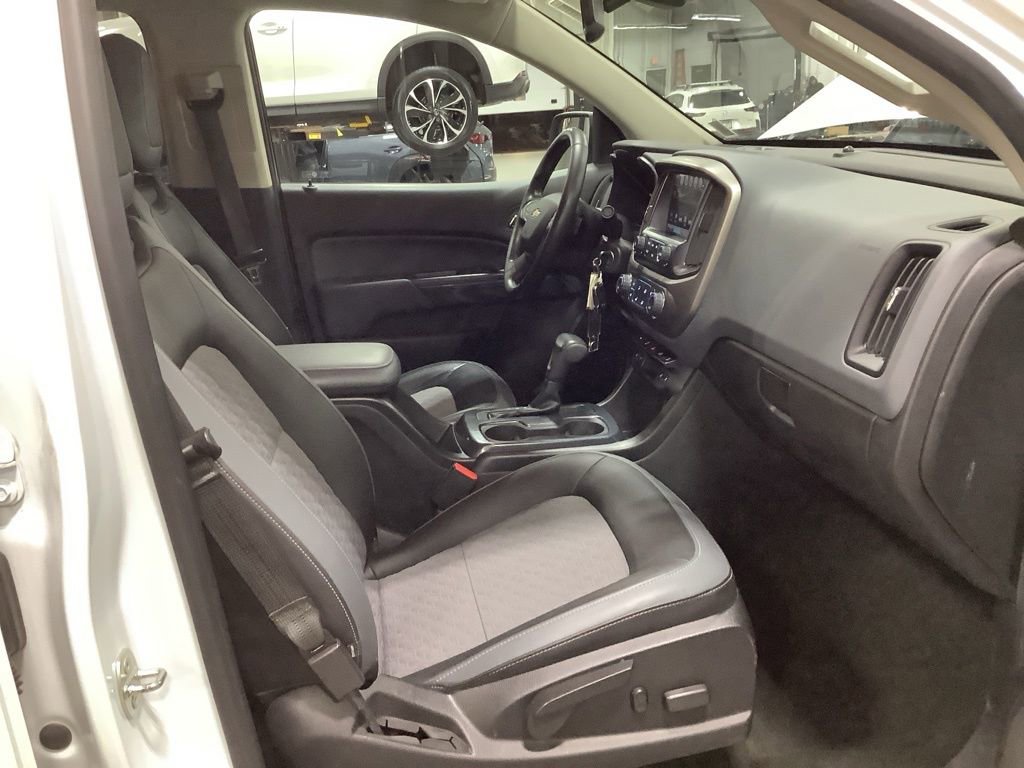 Used 2018 Chevrolet Colorado Z71 image 16