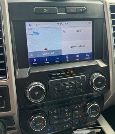 Used 2019 Ford F150 Lariat RWD image 9
