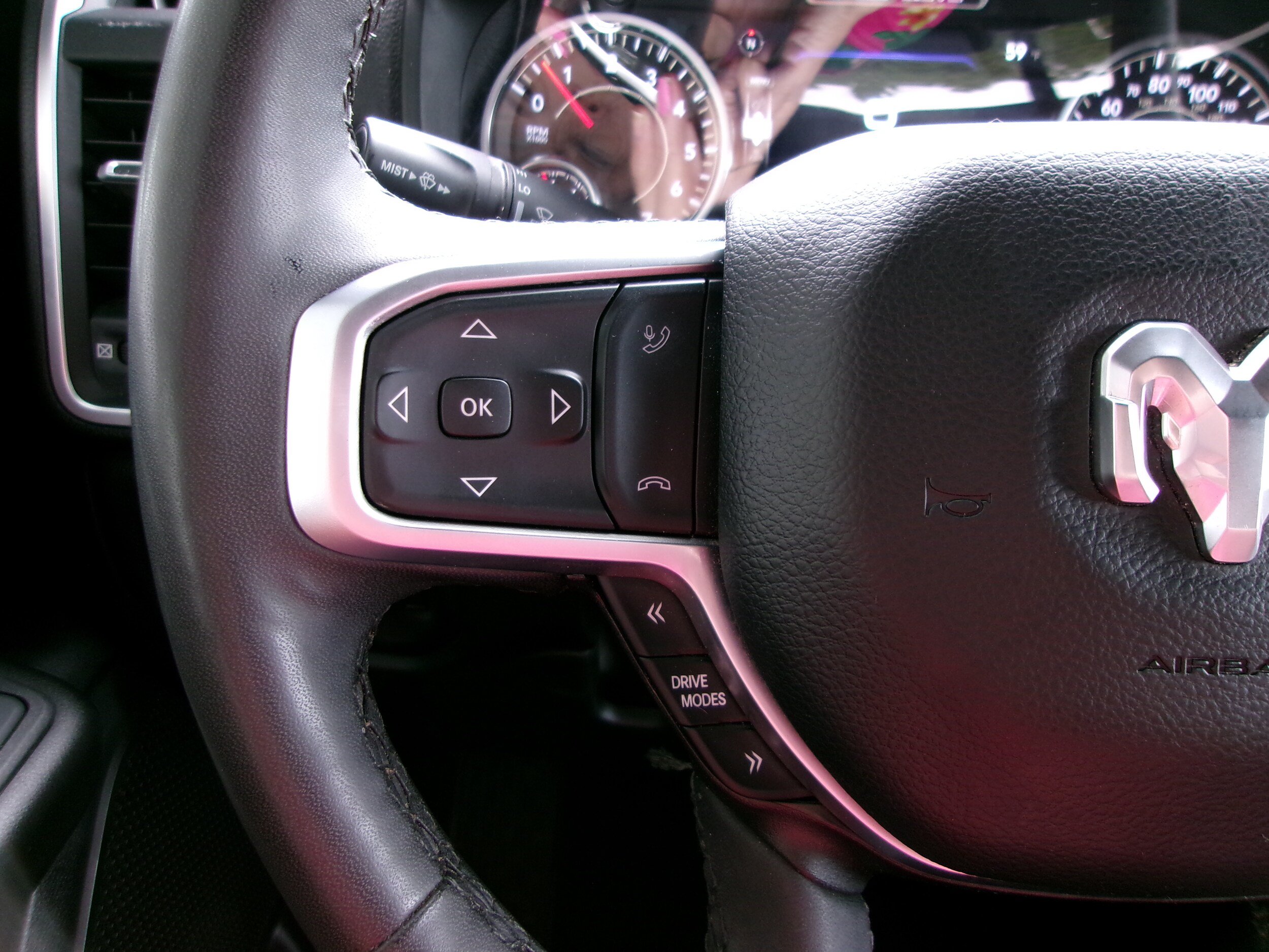 Used 2025 RAM 1500 Big Horn AWD/4WD image 11