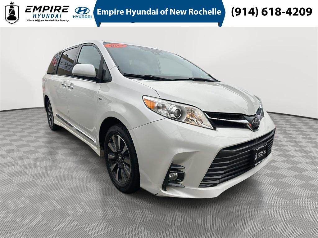 Used 2019 Toyota Sienna XLE