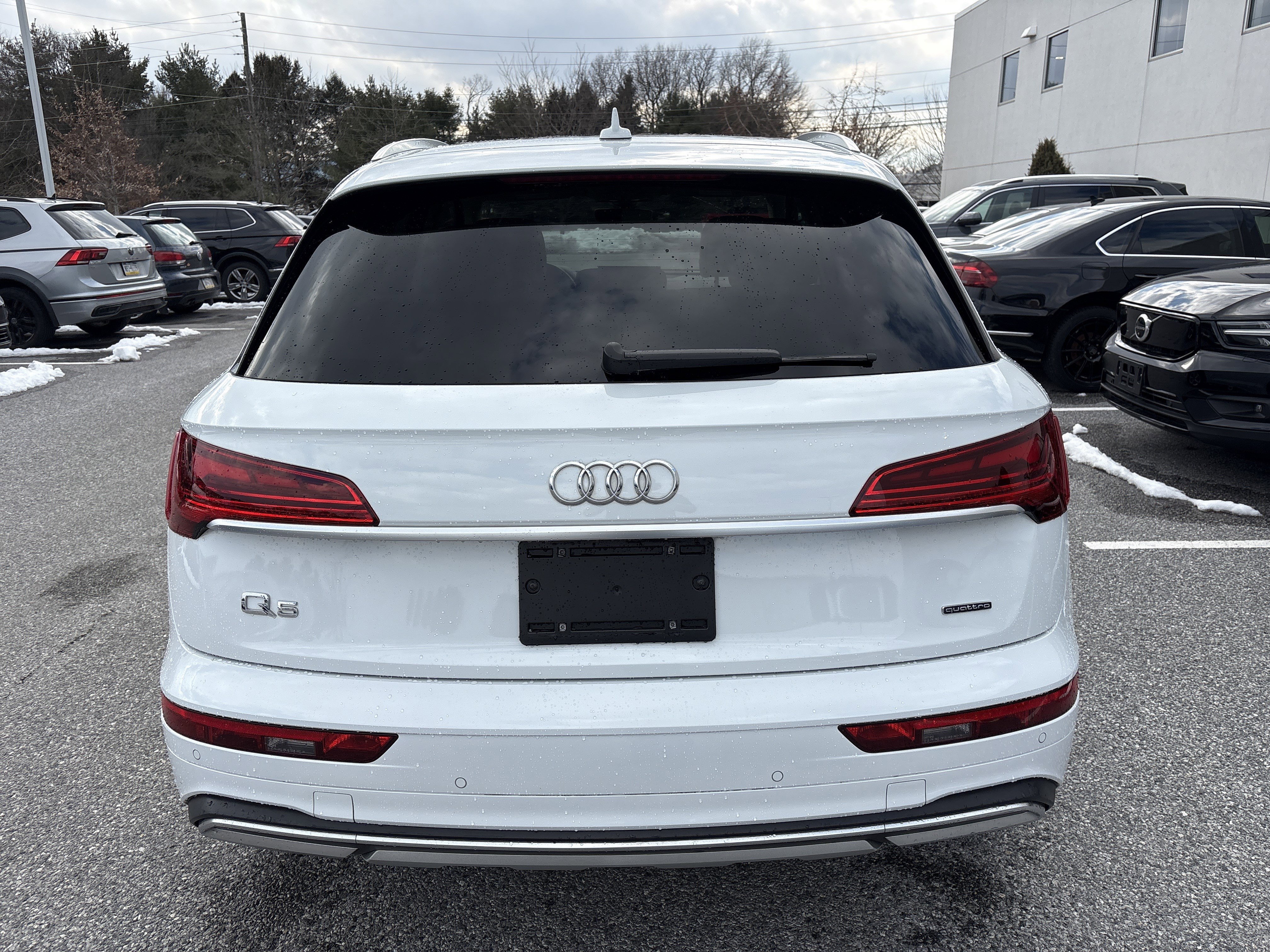 Used 2021 Audi Q5 Premium Plus w/ Premium Plus Package image 14
