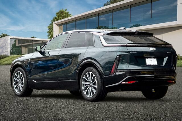 Certified 2024 Cadillac Lyriq Sport w/ LPO, Floor Liner Package AWD/4WD image 6