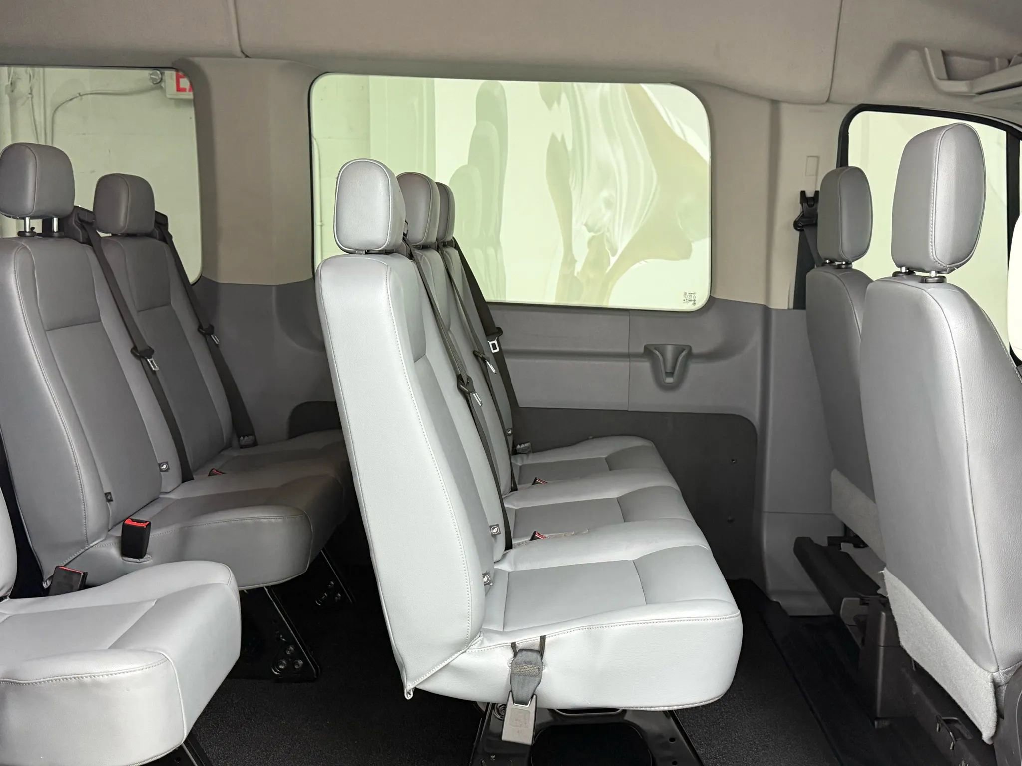 Used 2016 Ford Transit 350 XL image 38