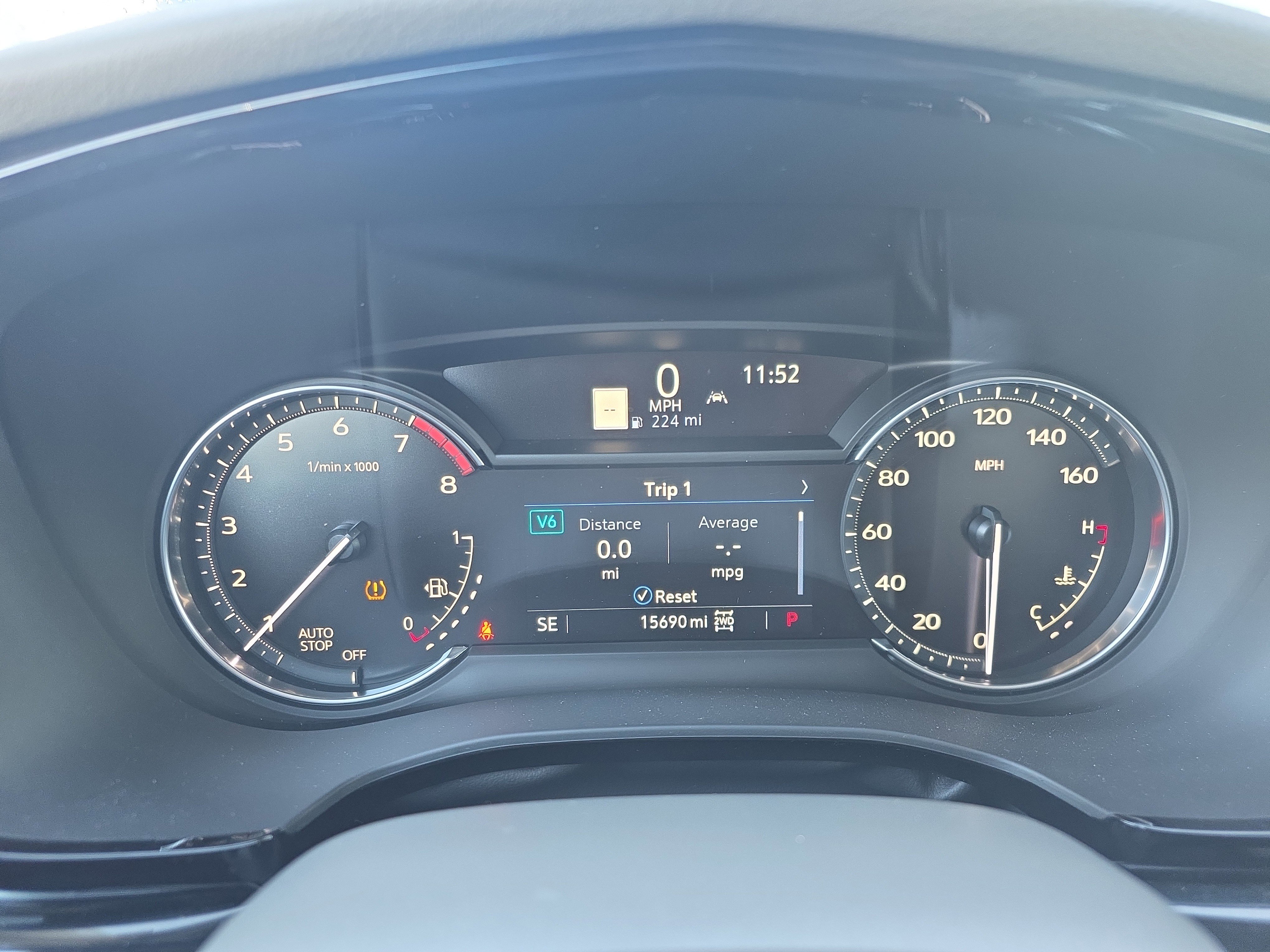 Used 2025 Cadillac XT6 Premium Luxury image 17