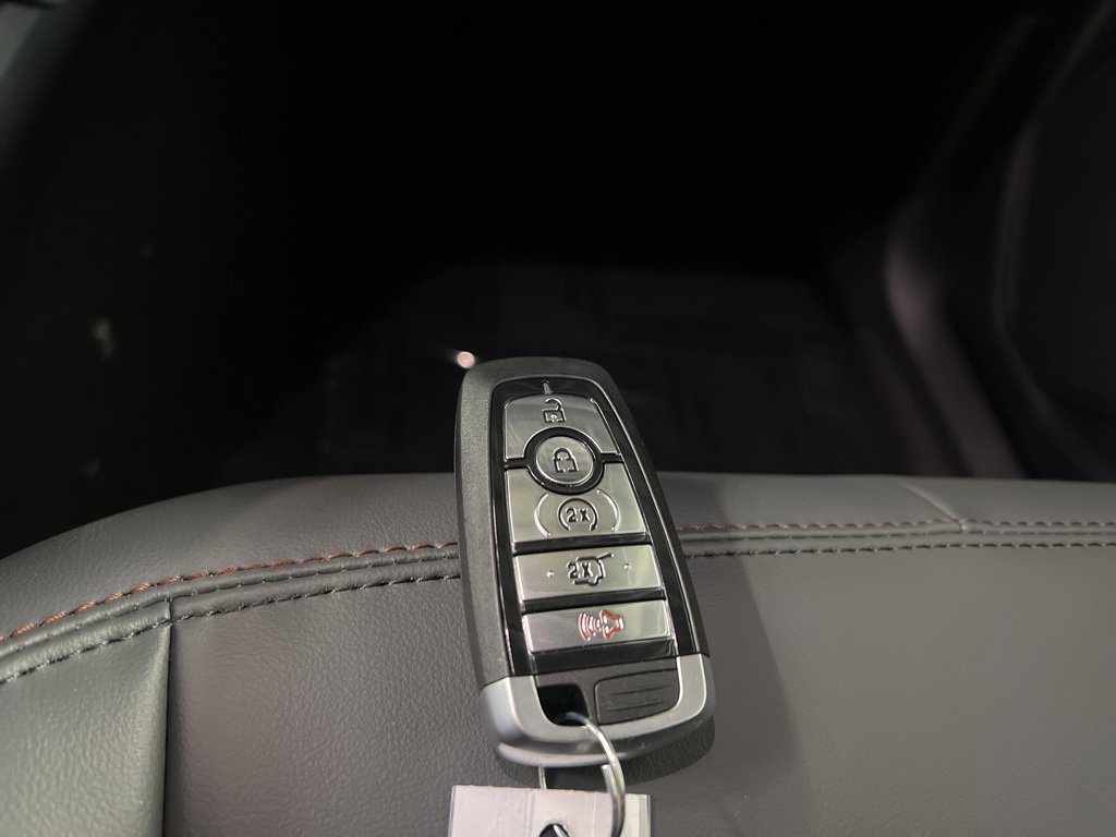 New 2026 Ford Explorer Active w/ Active Comfort Package image 35