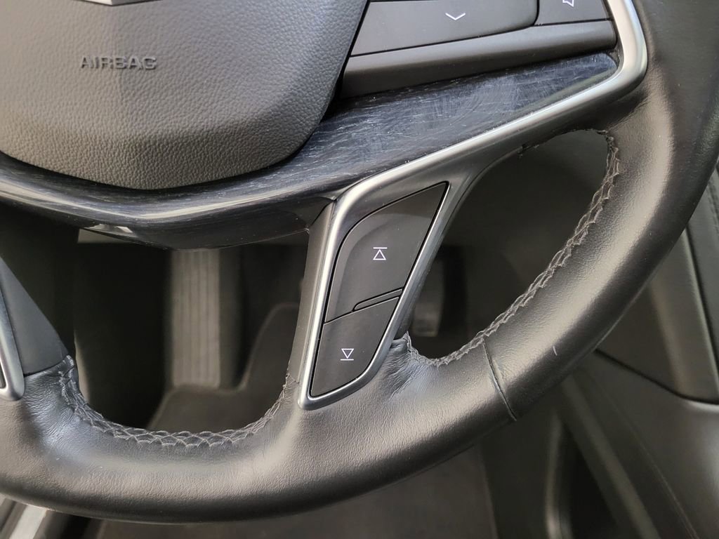 Used 2024 Cadillac XT5 Premium Luxury image 10