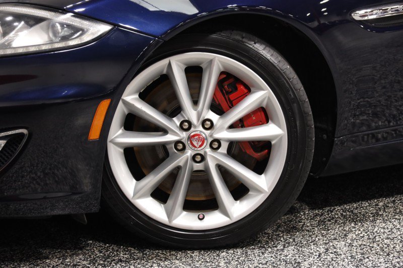Used 2012 Jaguar XKR R RWD image 15