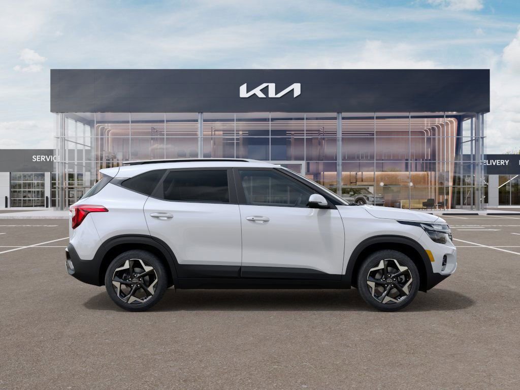 New 2025 Kia Seltos S image 8