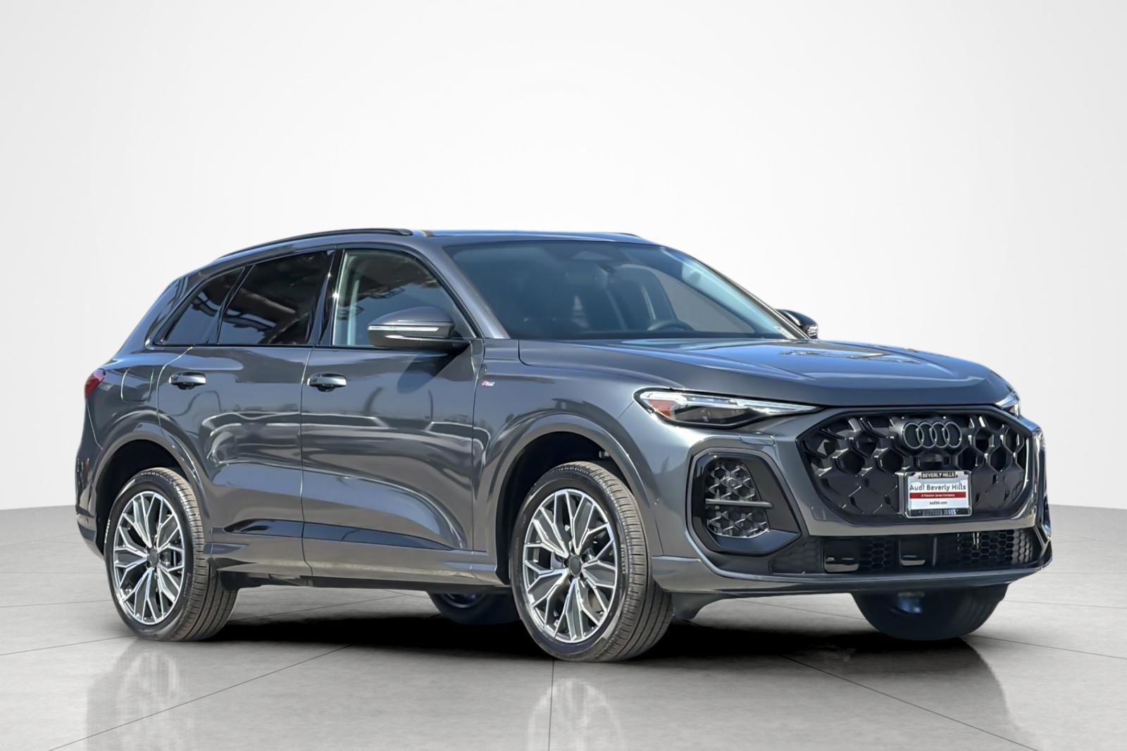 New 2026 Audi Q5 Premium Plus AWD/4WD image 2