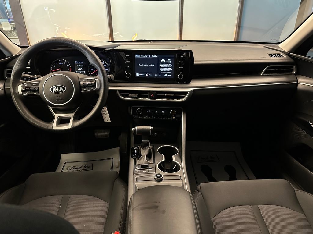 Used 2021 Kia K5 LX FWD image 9