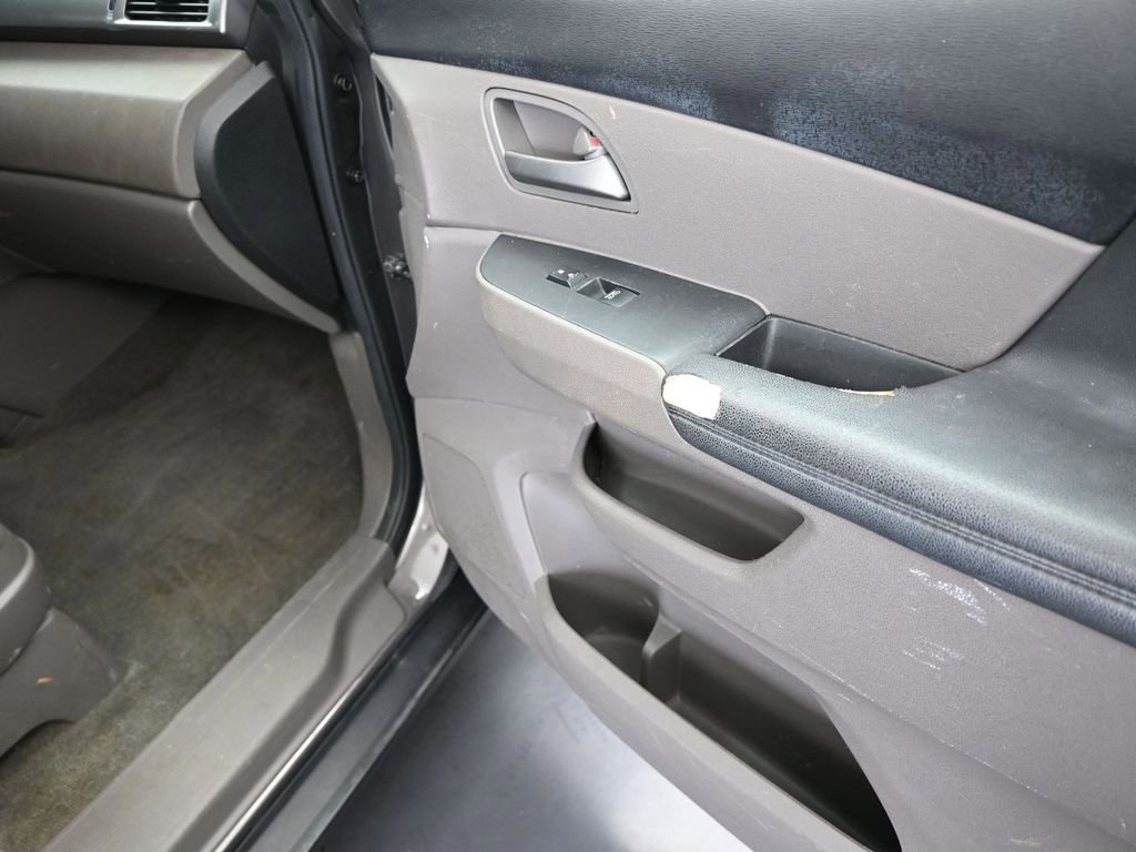 Used 2011 Honda Odyssey EX-L image 18