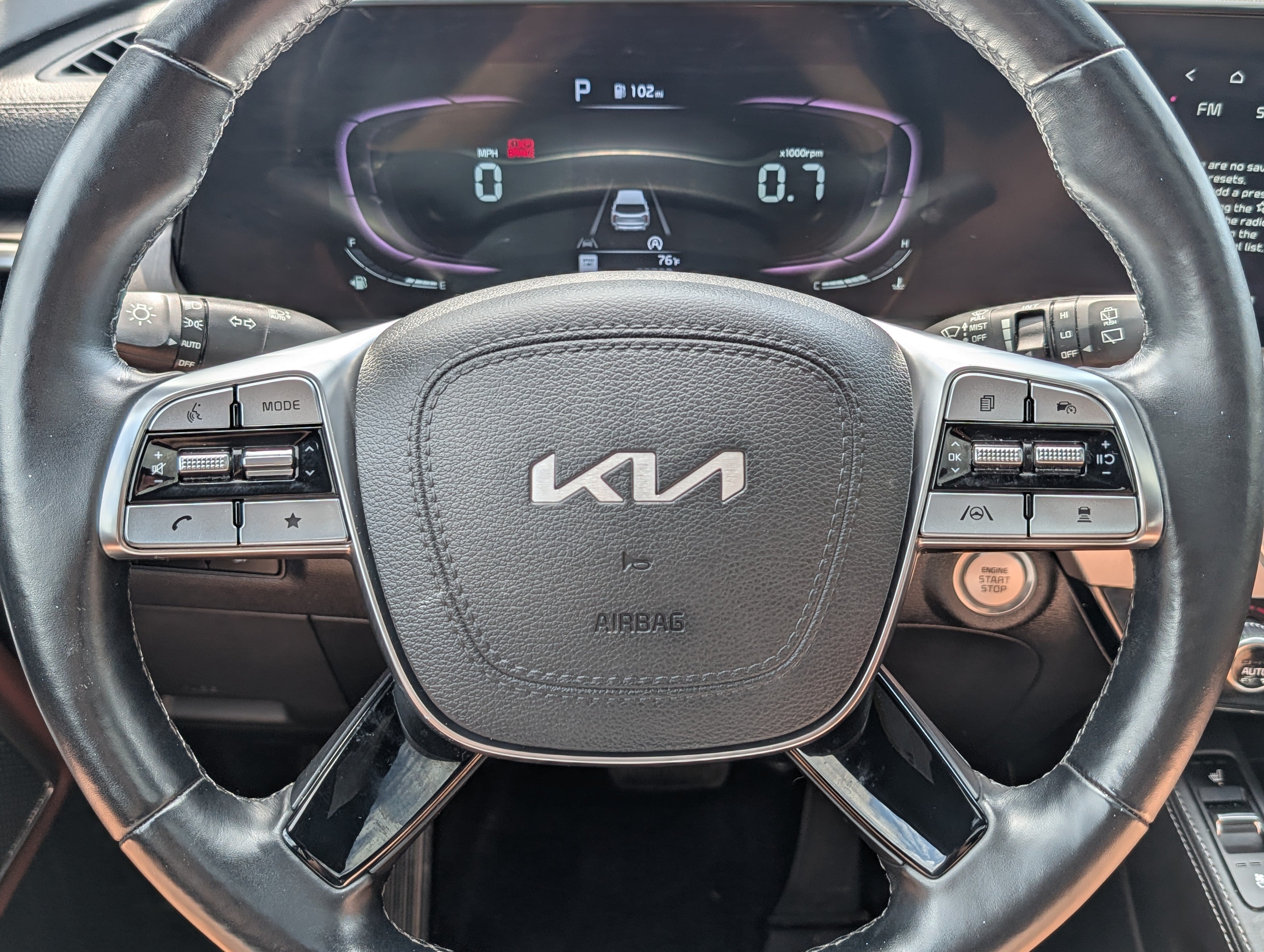 Certified 2024 Kia Telluride EX w/ EX Captain's Chair Package AWD/4WD image 25
